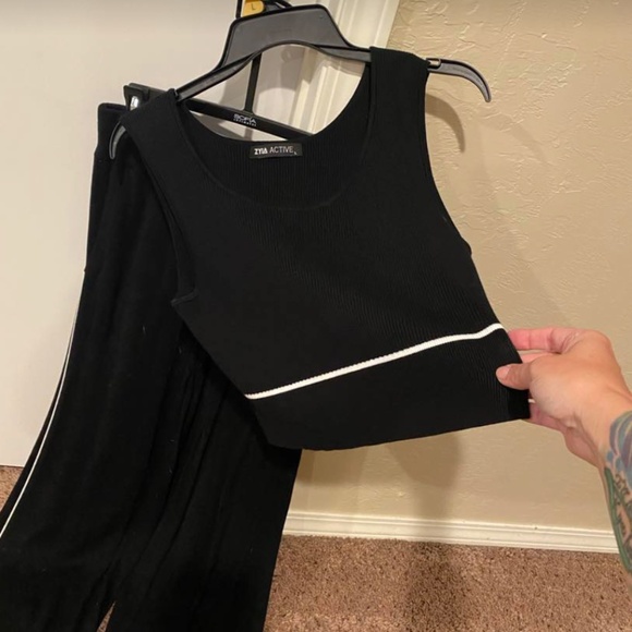 Matching crop tank and wide leg pants -Zyia - Picture 2 of 5